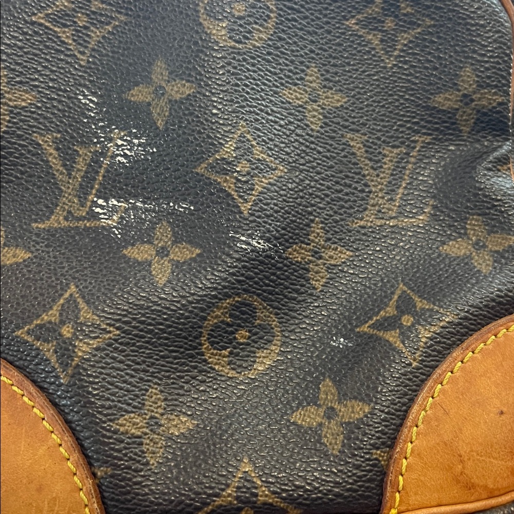 Louis Vuitton LV Monogram  Bag - has marks - Picture 10 of 14